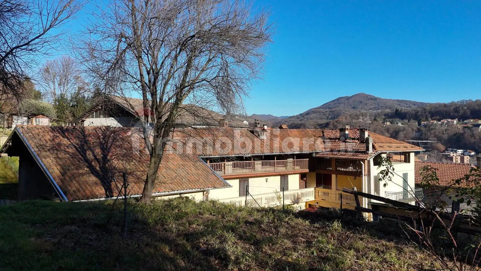 Casa indipendente in vendita a Borgosesia