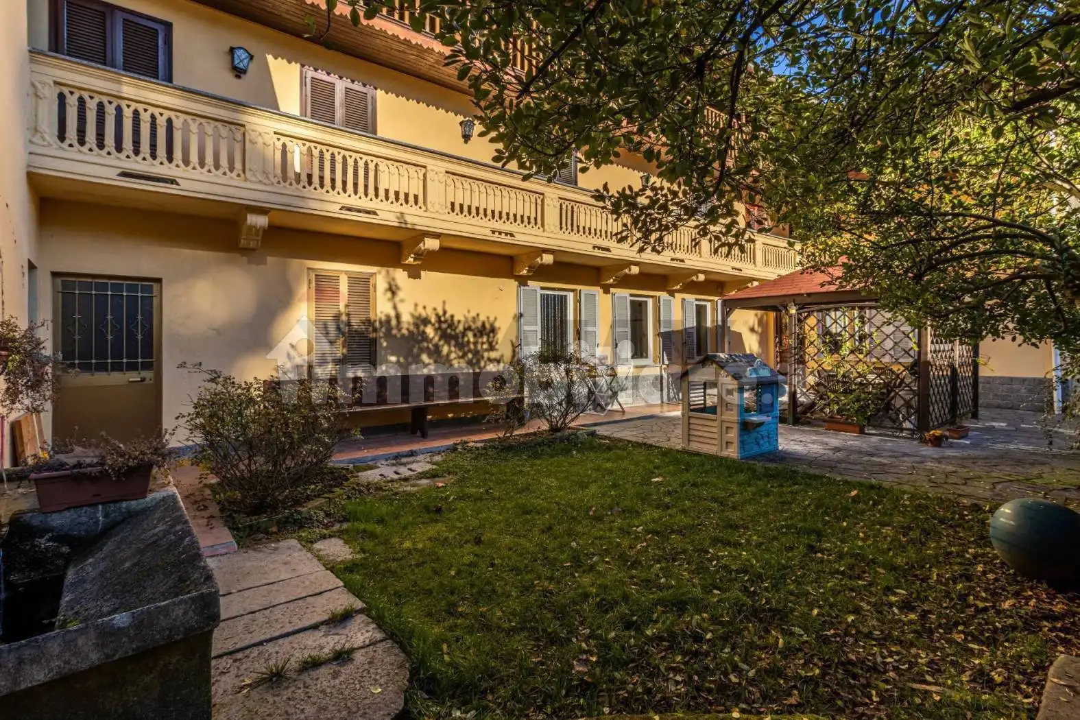 Terratetto unifamiliare via Piemonte 32, Centro, Borgosesia - foto 4