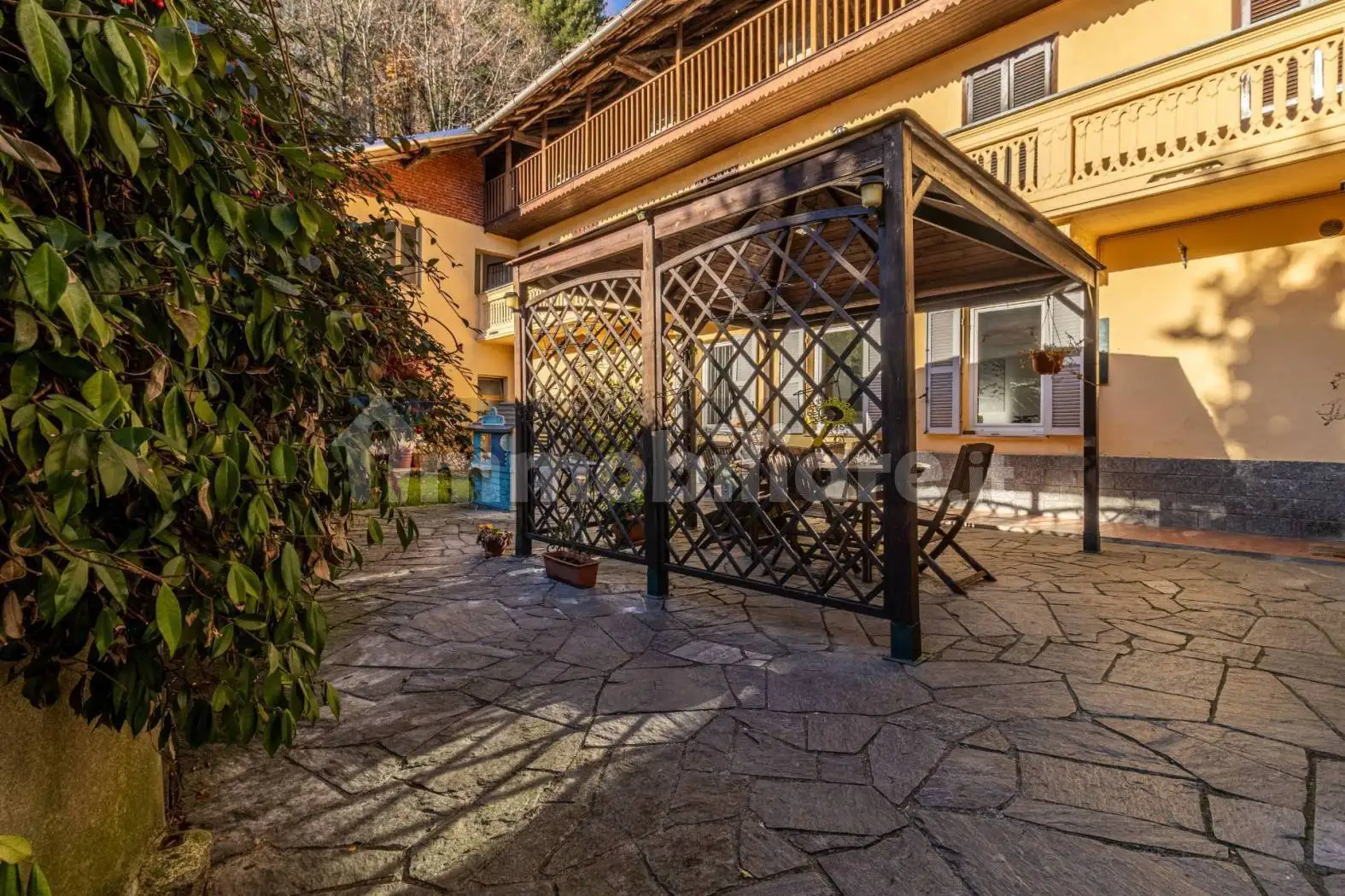 Terratetto unifamiliare via Piemonte 32, Centro, Borgosesia - foto 5