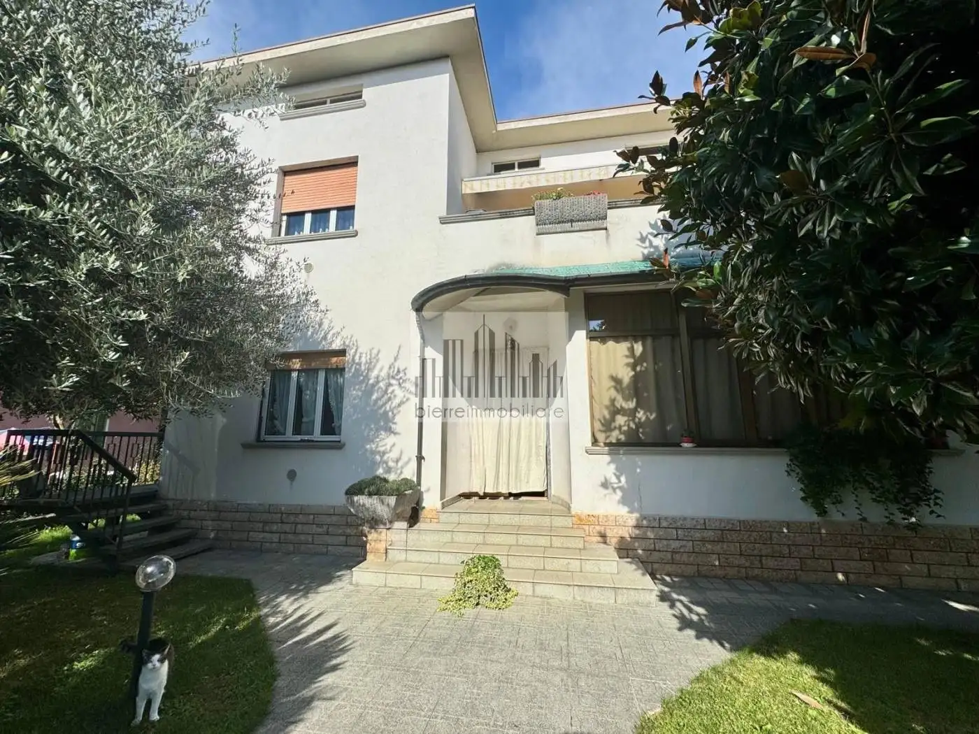 Villa in vendita a Treviolo