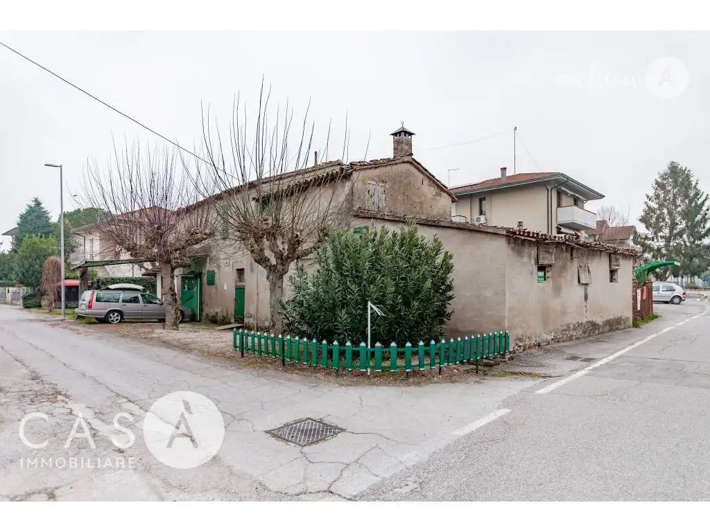 Rustico - Casale in vendita a Cesenatico