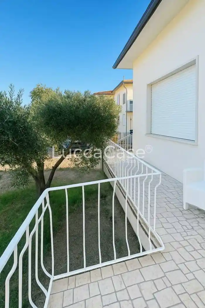 Villa a schiera 5 locali, buono stato, Sant'Alessio - Carignano, Lucca - foto 2