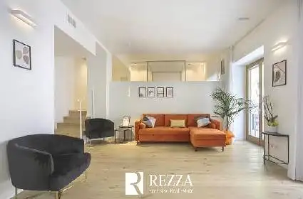 Appartamento in vendita a Milan