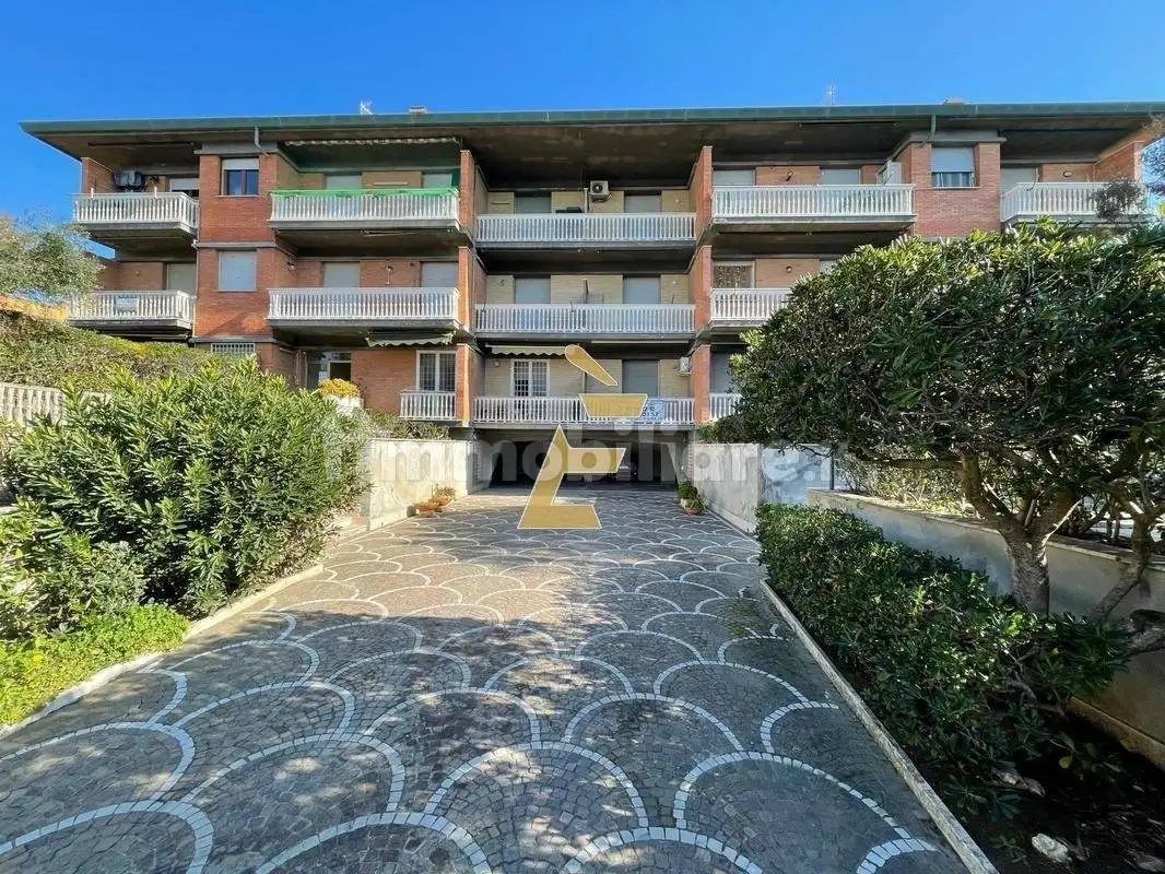 Appartamento in vendita a Pomezia