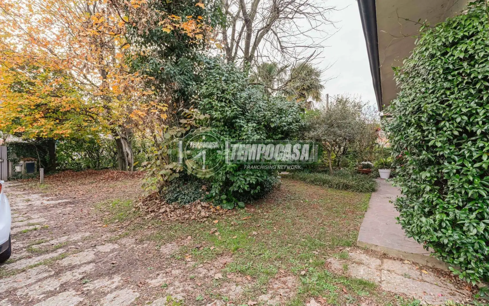 Villa bifamiliare via Coni Zugna 17, Oreno, Velasca, Vimercate - foto 3