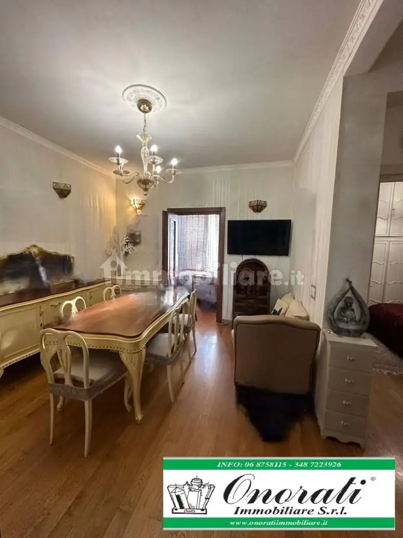 Appartamento in vendita a Guidonia Montecelio