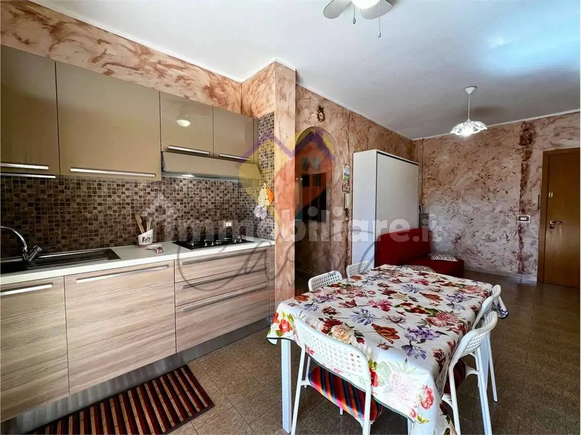 Bilocale via Donizetti, 8, Villa Rosa, Martinsicuro - foto 3