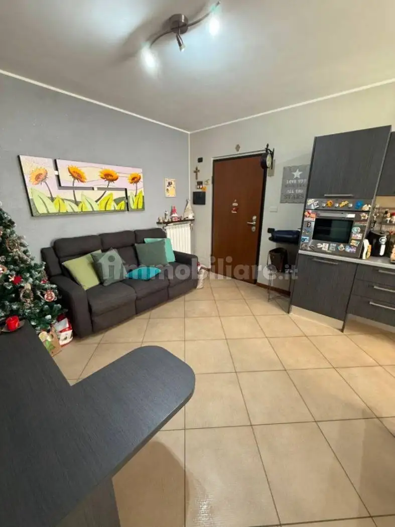 Trilocale via Piero Maroncelli, Centro, Castano Primo - foto 4