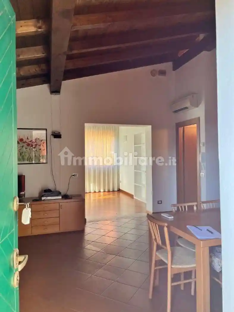 Appartamento in vendita a Soiano del Lago