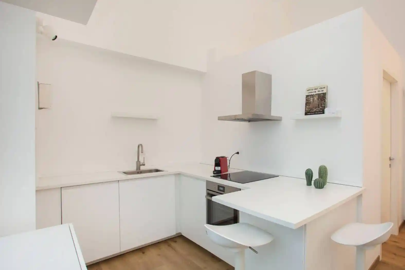 Monolocale via Antonio Zarotto 6, Repubblica, Milano - foto 3