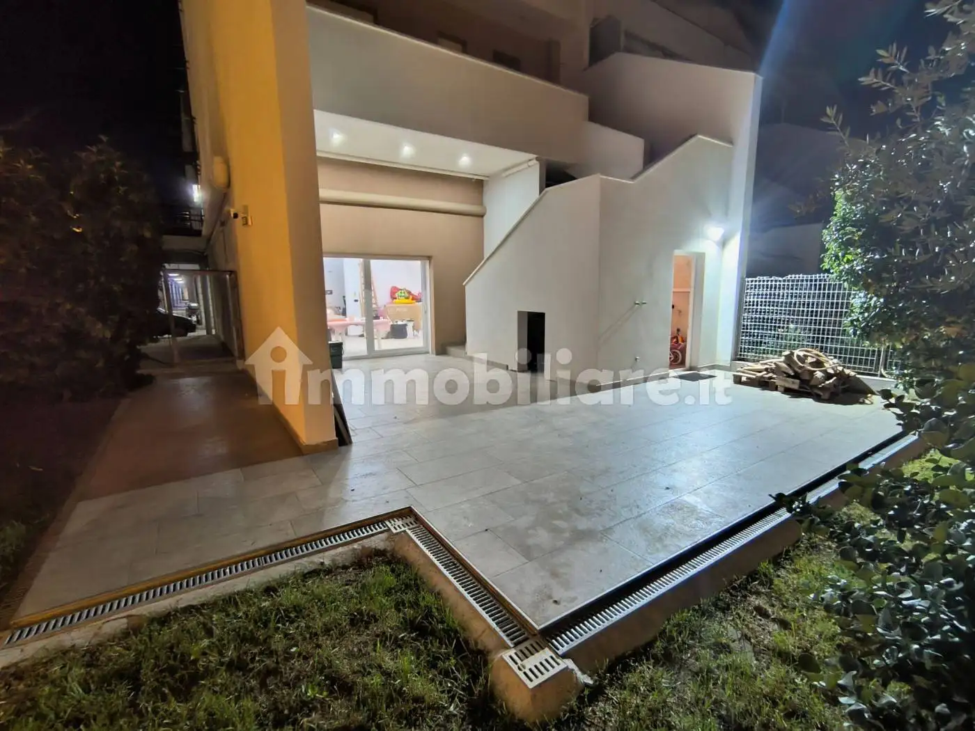 Open space via Jacopo della Quercia 3, Poligono - Via San Cesario, Lecce - foto 4