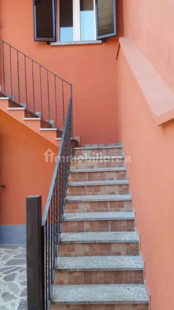 Trilocale via Giosuè Carducci, Busnago - foto 4