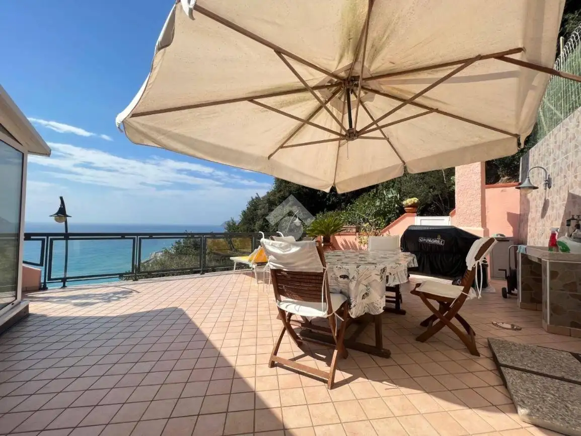 Appartamento in vendita a Alassio