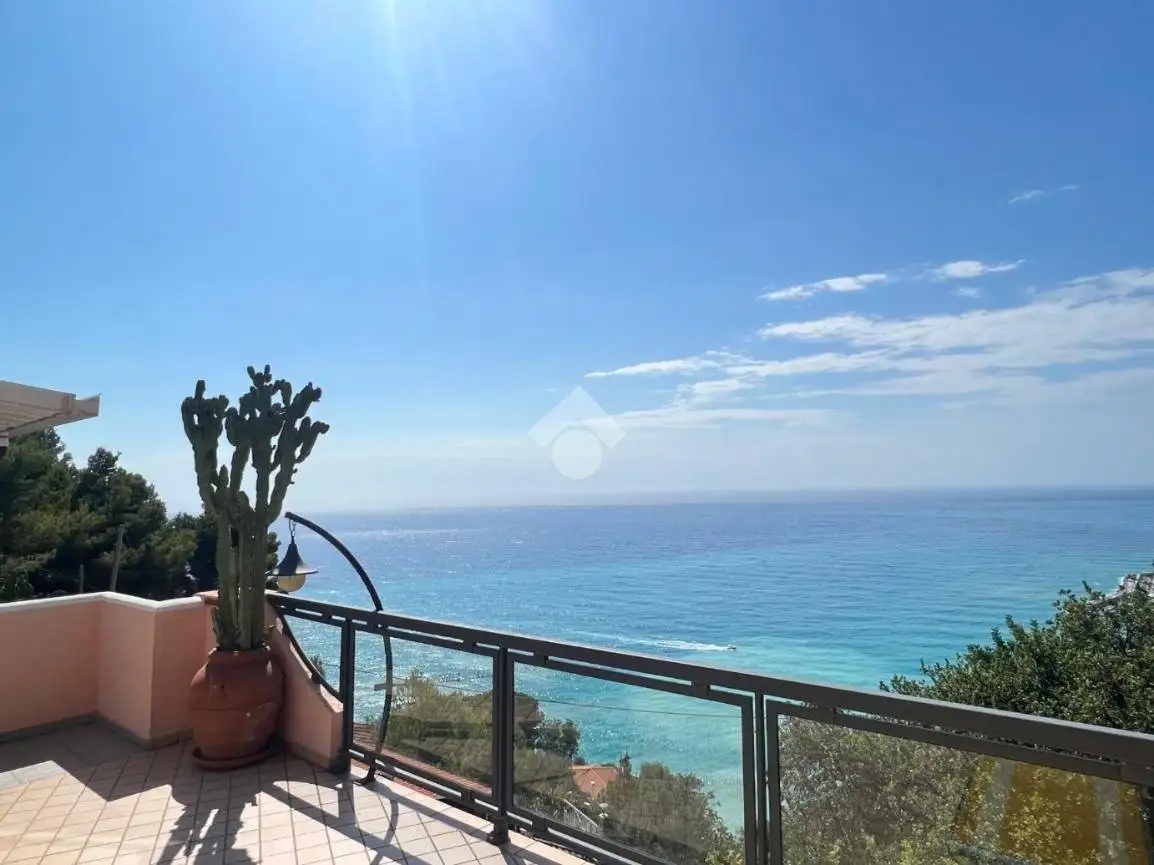 Quadrilocale via Giorgio Byron 7, Cavia, Regione Monti, Alassio - foto 3