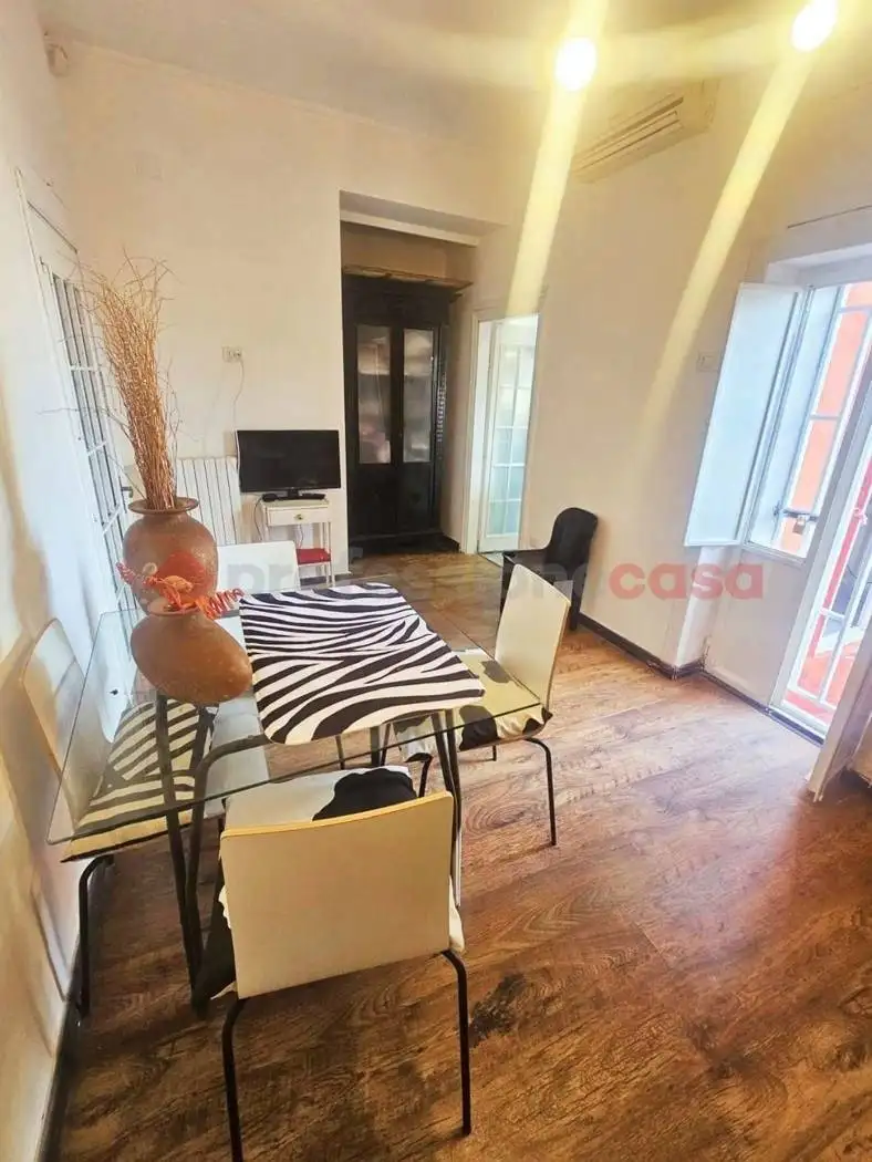 Appartamento in affitto a Napoli