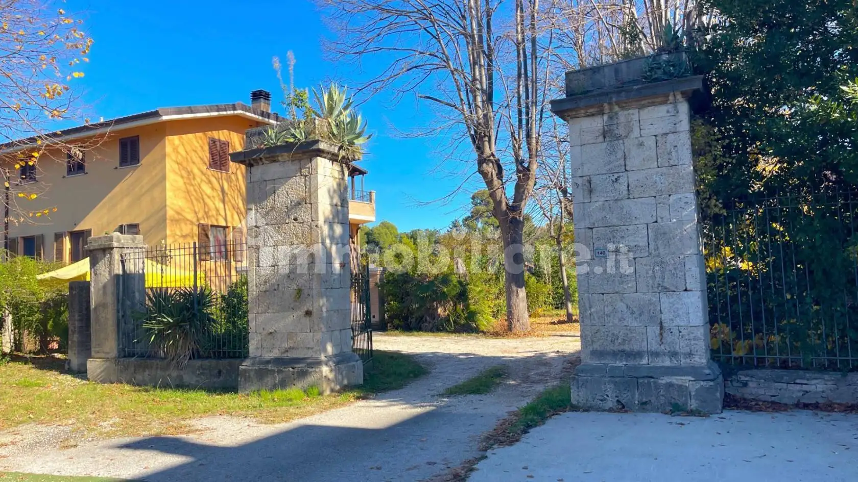 Palazzo - Edificio in Vendita - foto 2