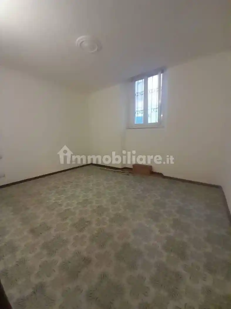 Quadrilocale buono stato, piano terra, Pontino - Bastia, Livorno - foto 2