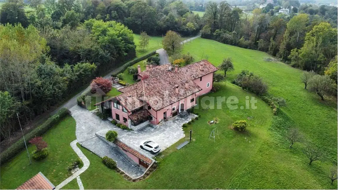 Villa in vendita a Belluno