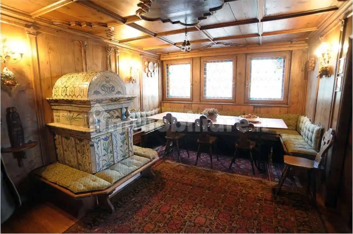 Villa unifamiliare, buono stato, 300 m², Centro, Cortina d'Ampezzo - foto 2