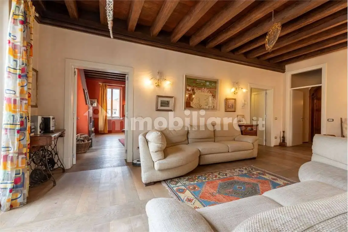 Appartamento piazza duomo, 1, Centro, Belluno - foto 5