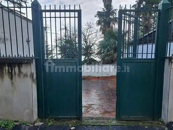 Villa unifamiliare via Fratte, Centro, Castellammare di Stabia - foto 3