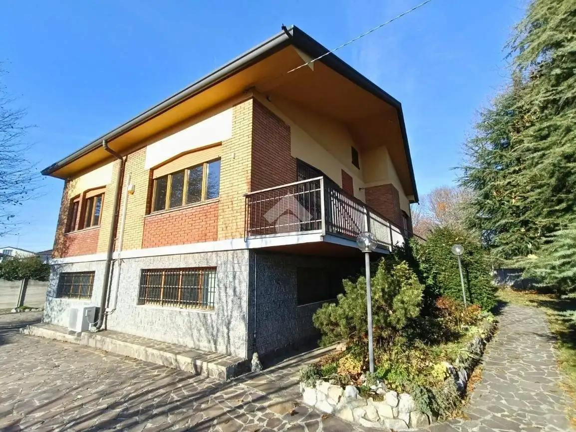 Villa unifamiliare via Monte Palanzone 9, Altopiano, Baruccana, Seveso - foto 2