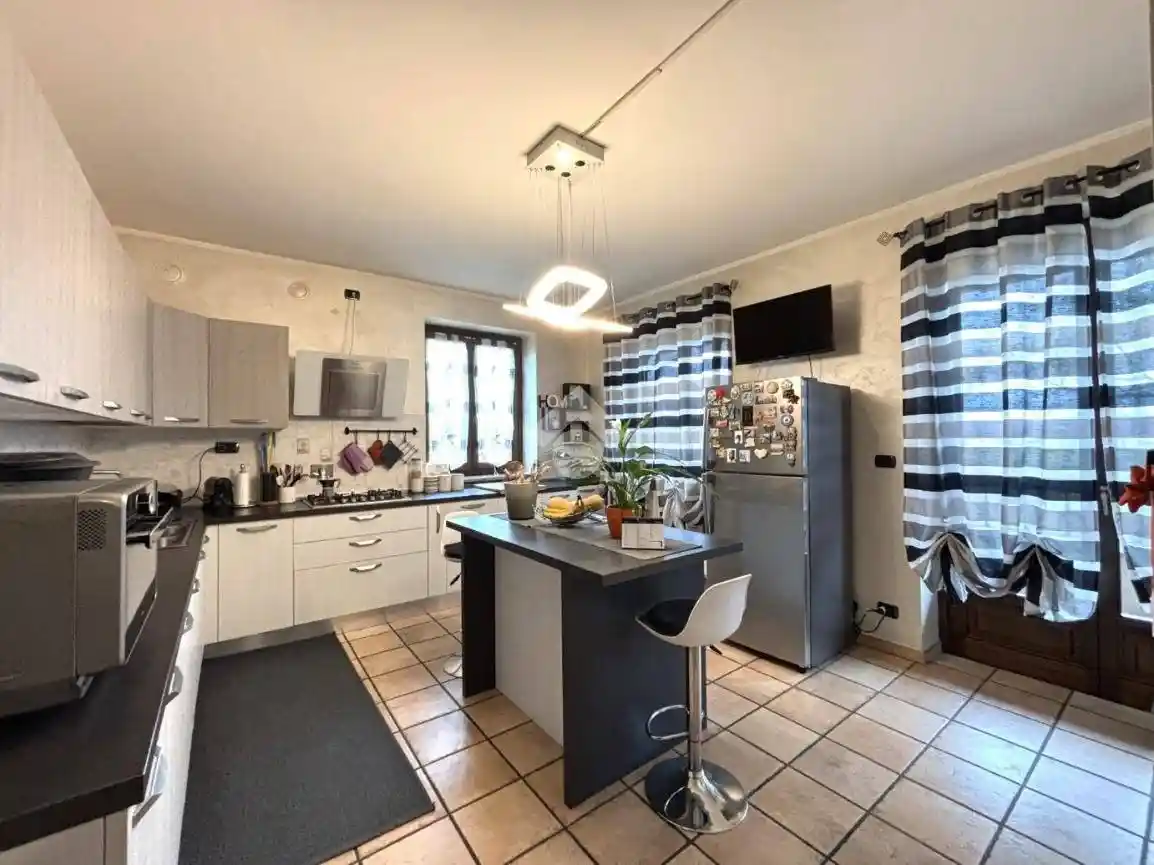 Villa bifamiliare via Del Pellegrino 28, Castelrosso Torassi, Chivasso - foto 3