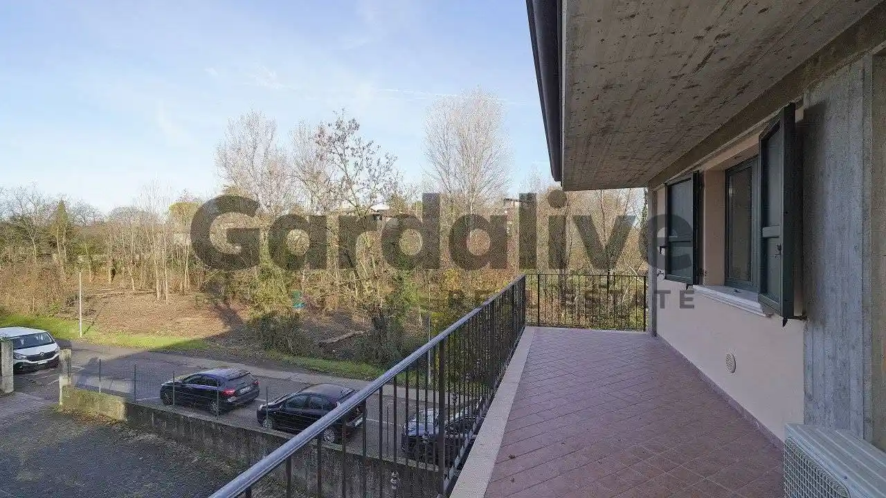 Appartamento in vendita a Soiano del Lago