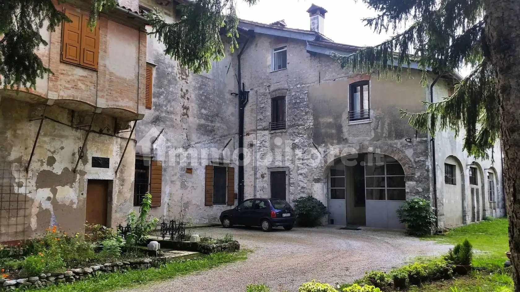 Terratetto plurifamiliare via Camillo Benso di Cavour 52, Centro, Aiello del Friuli - foto 2