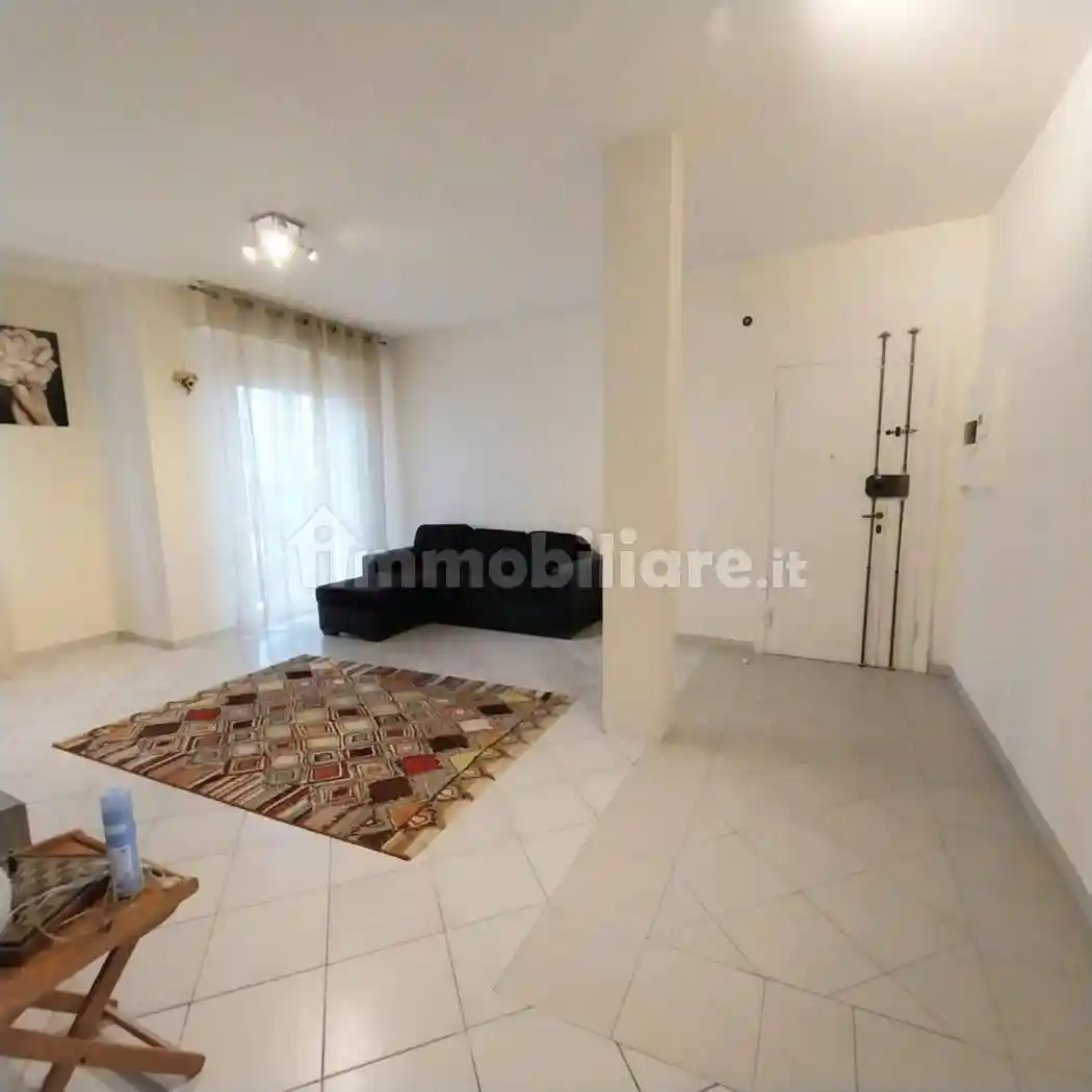 Appartamento buono stato, settimo piano, Semicentro, Cascina - foto 2