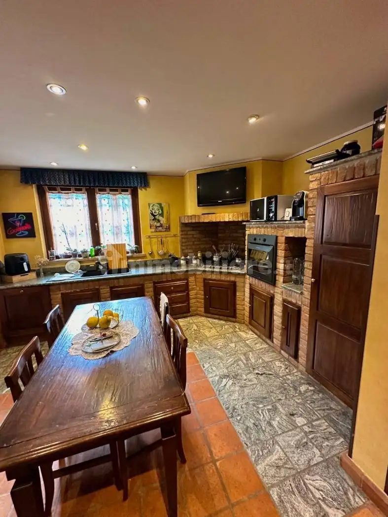 Villa unifamiliare via San Sebastiano, Centro, Diano d'Alba - foto 3