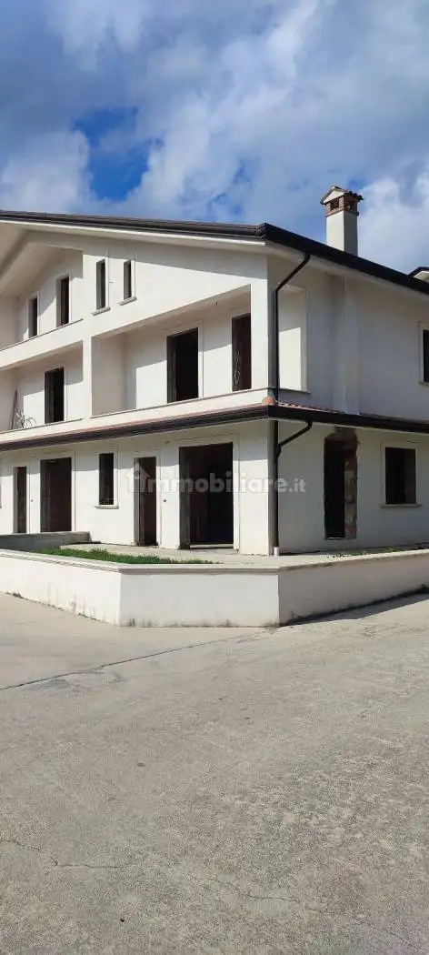 Villa a schiera via Borgo Murata 2/C, Centro, Arce - foto 3