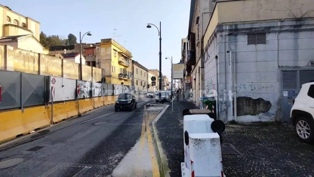 Appartamento in vendita a Napoli