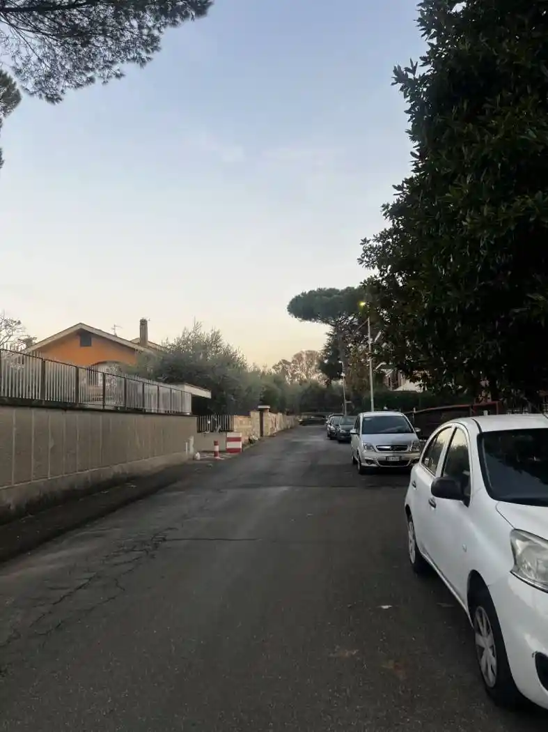 Trilocale via del Casale Santarelli 15, Morena, Roma - foto 3