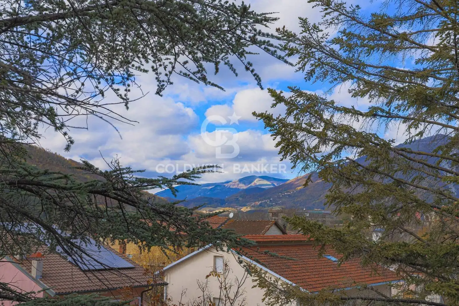 Villa unifamiliare via Martiri della resistenza, Centro, Cantiano - foto 3