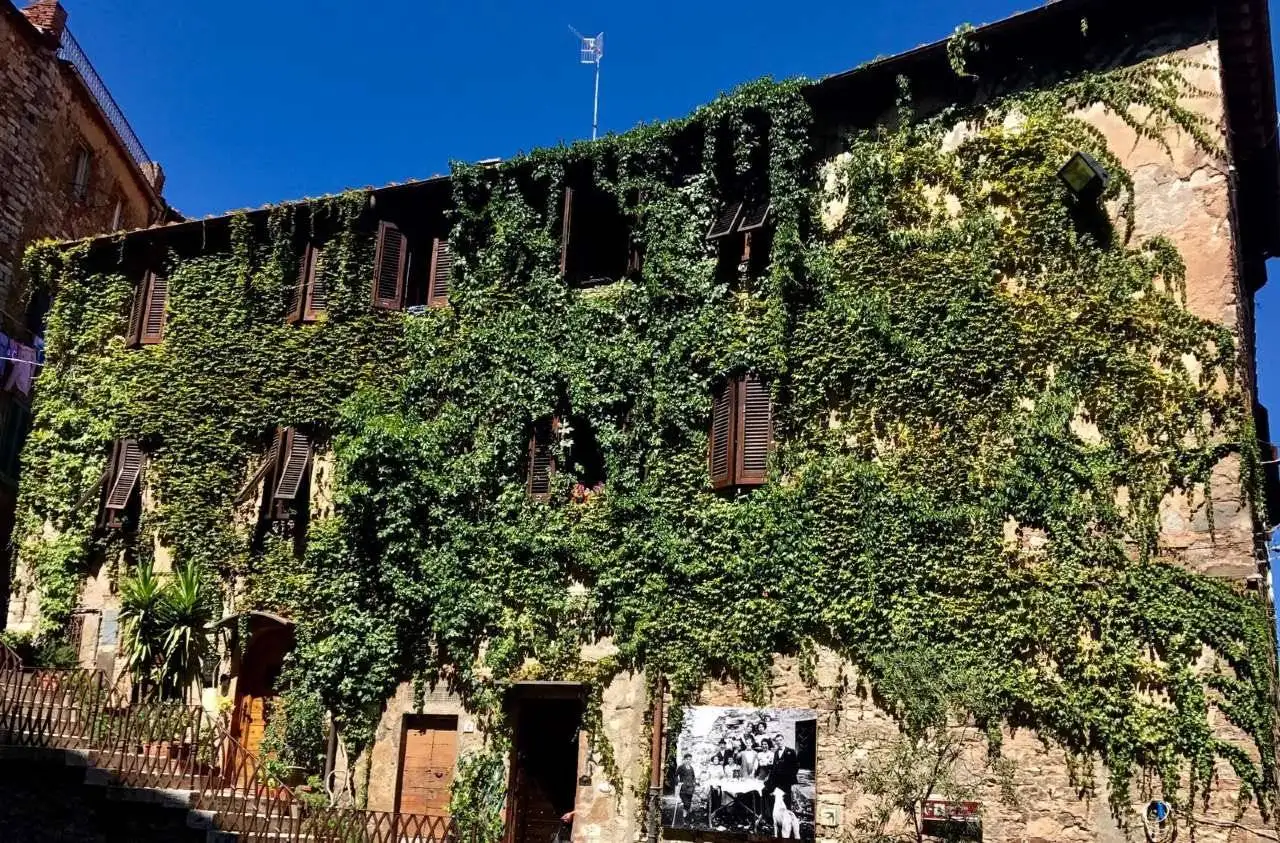 Appartamento piazza del Mercato 1/a, Centro, Campiglia Marittima - foto 3