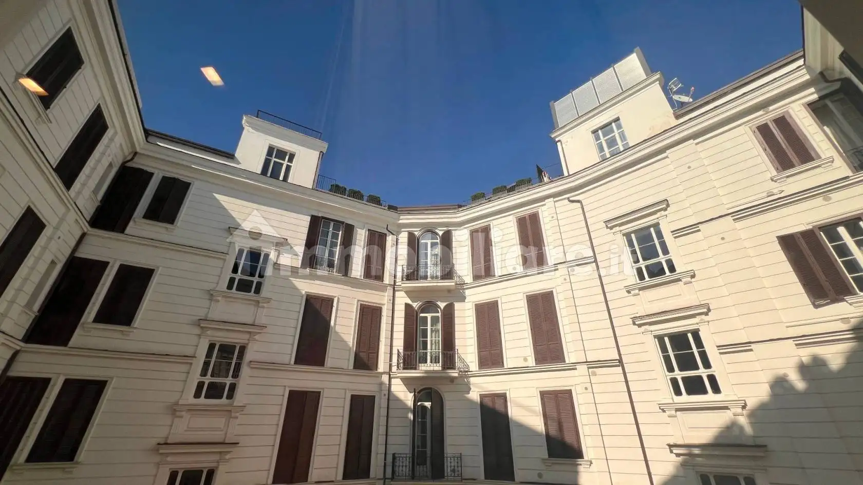 Appartamento in affitto a Napoli