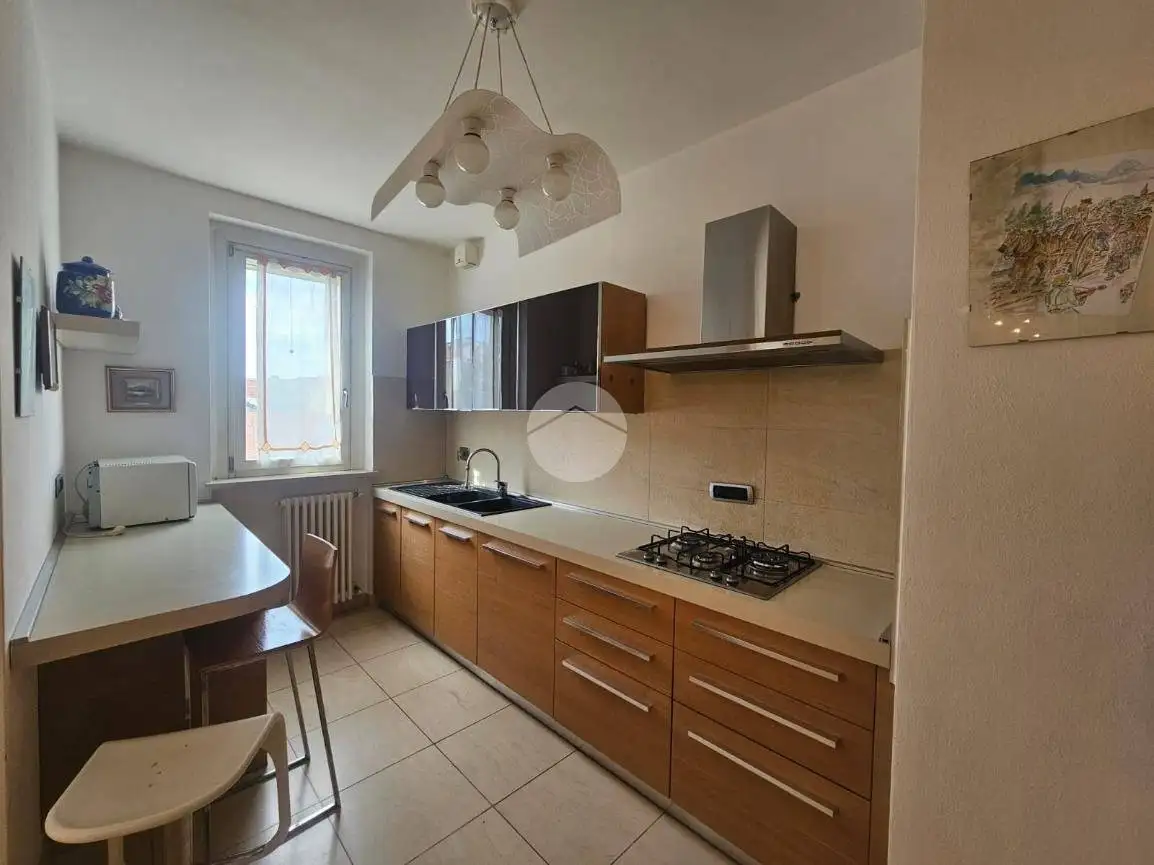 Trilocale via della gualderia 7, Centro Storico, Chieri - foto 3