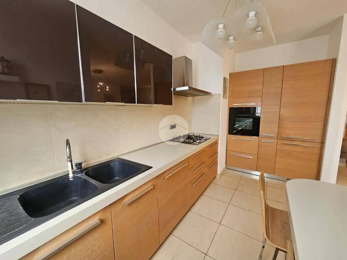 Trilocale via della gualderia 7, Centro Storico, Chieri - foto 4