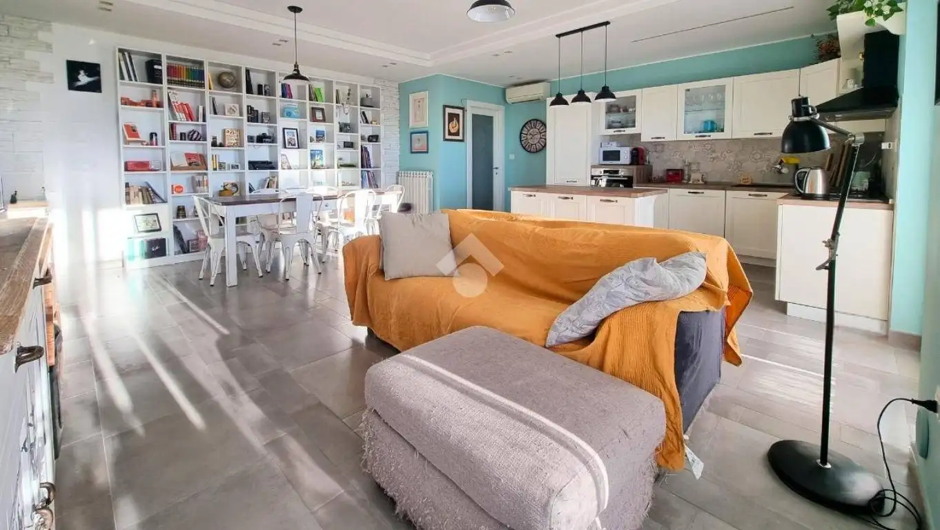 Quadrilocale via Carrafo 13, Piattoni Villa Sant'Antonio, Castel di Lama - foto 4