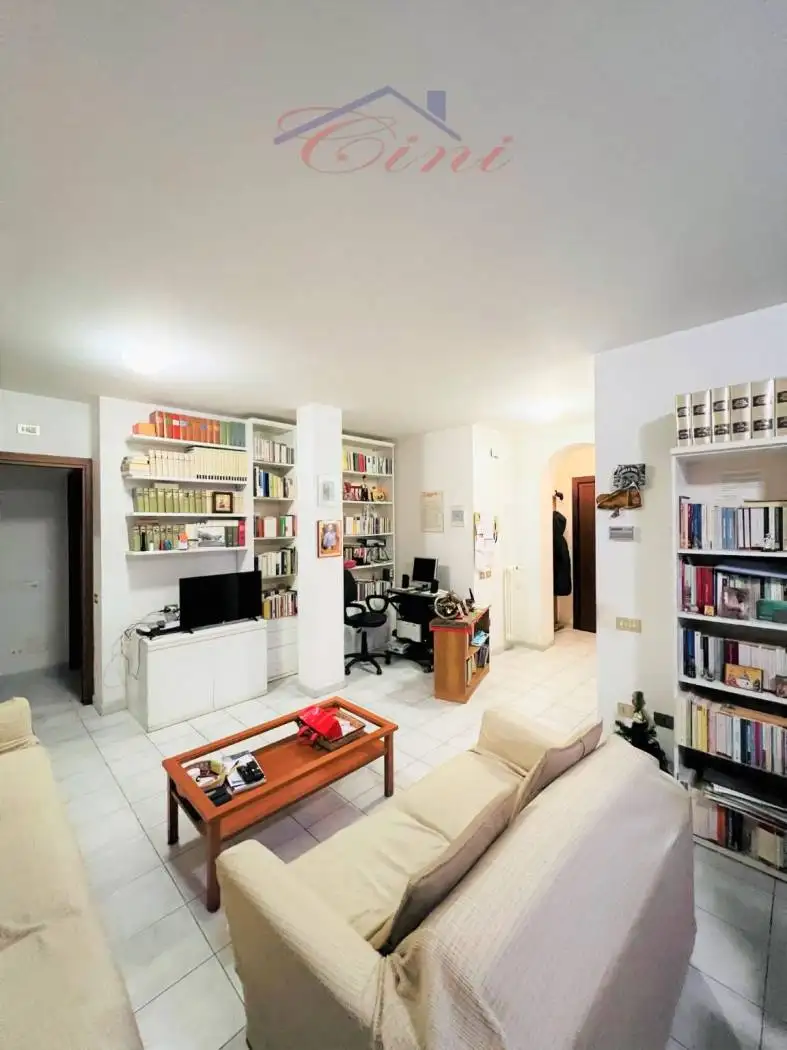 Quadrilocale via Papa Giovanni XXIII, Centro, Santa Maria Hoè - foto 2