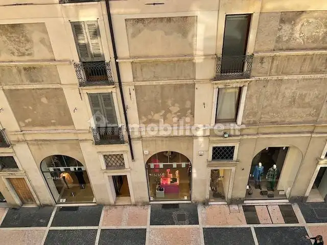 Bilocale corso Palestro ,10, Castello - Via Musei, Brescia - foto 2