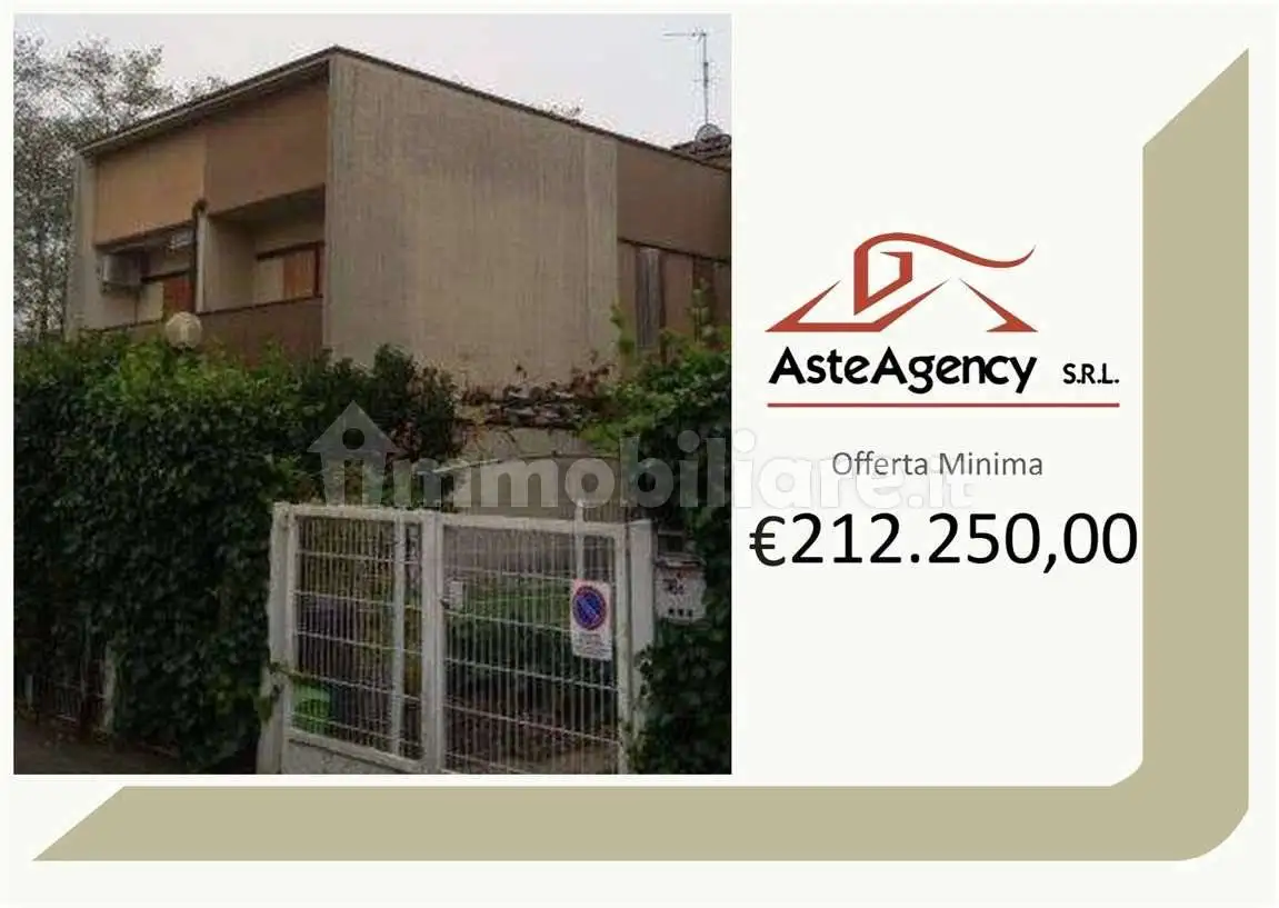 Villetta a schiera in asta a Cesate