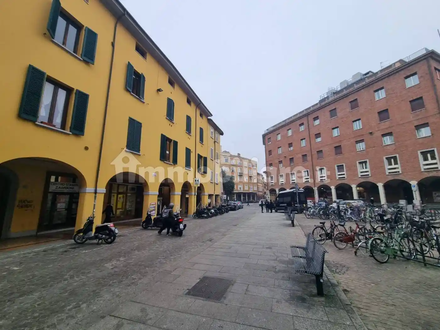 Appartamento in vendita a Bologna