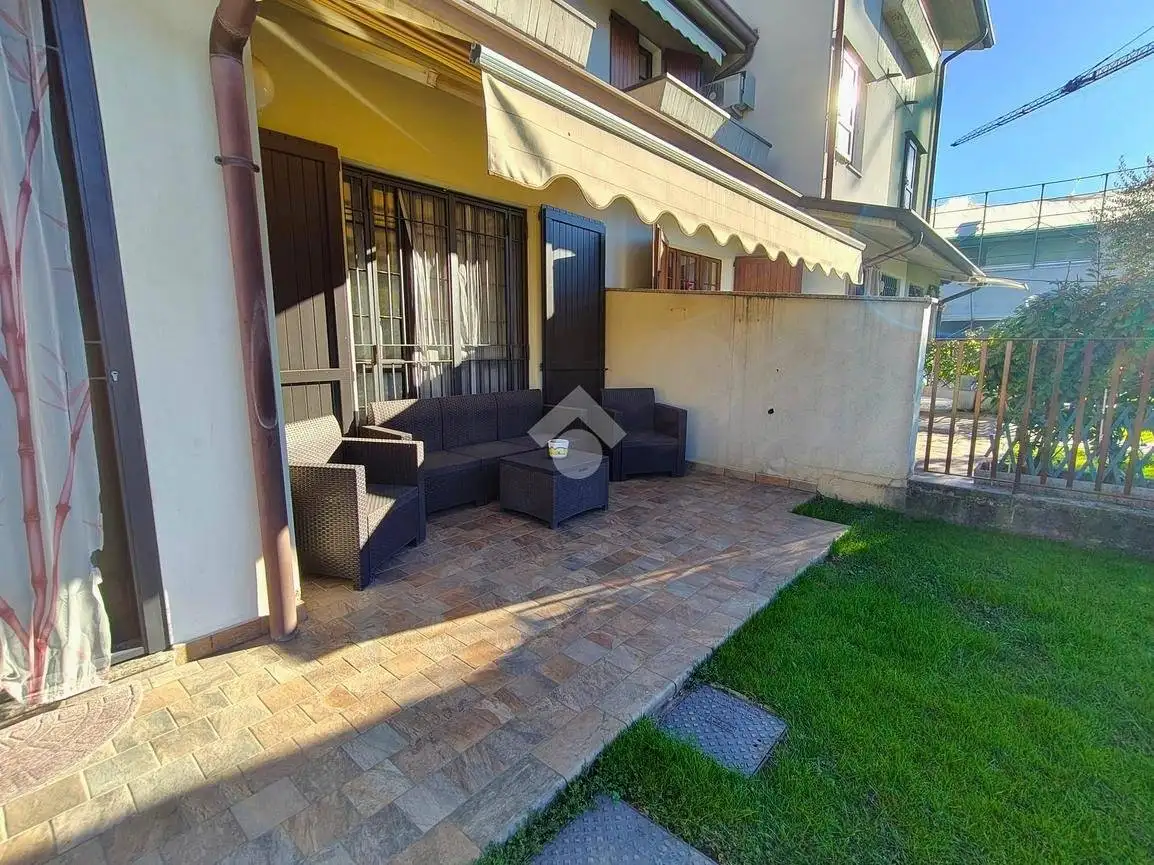 Villa a schiera via Capitano Sora 5, Centro, Sforzatica, Dalmine - foto 4