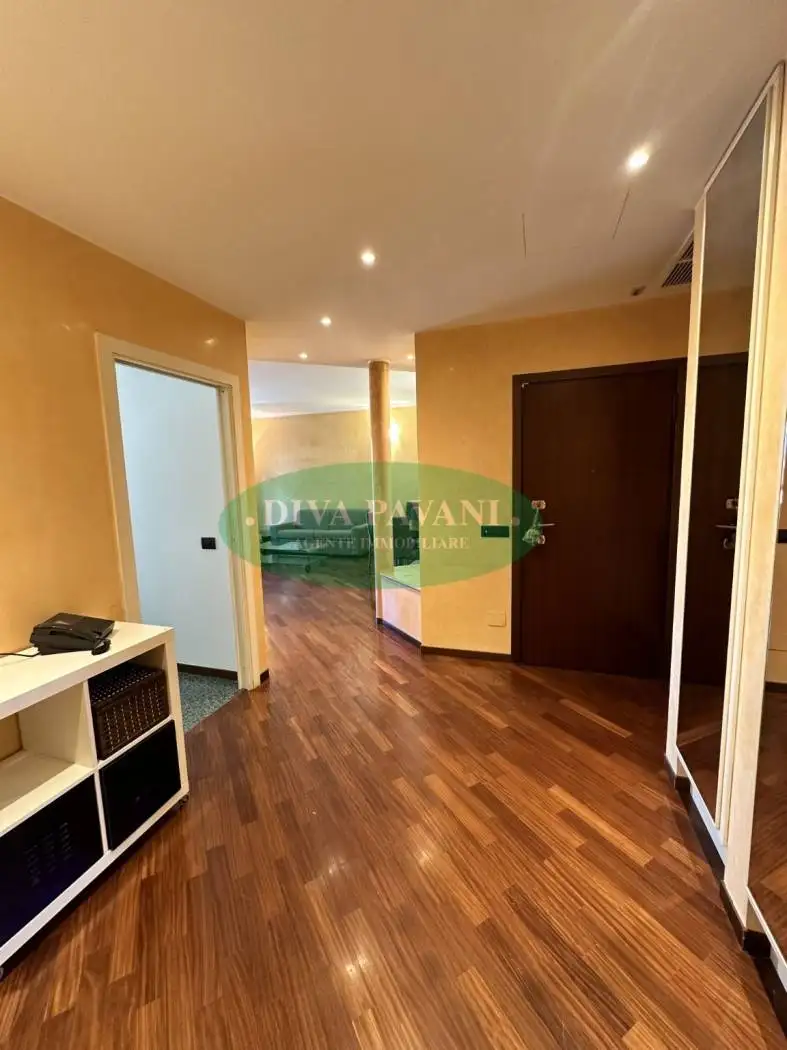 Trilocale via Trieste 6, Centro, San Donato Milanese - foto 2