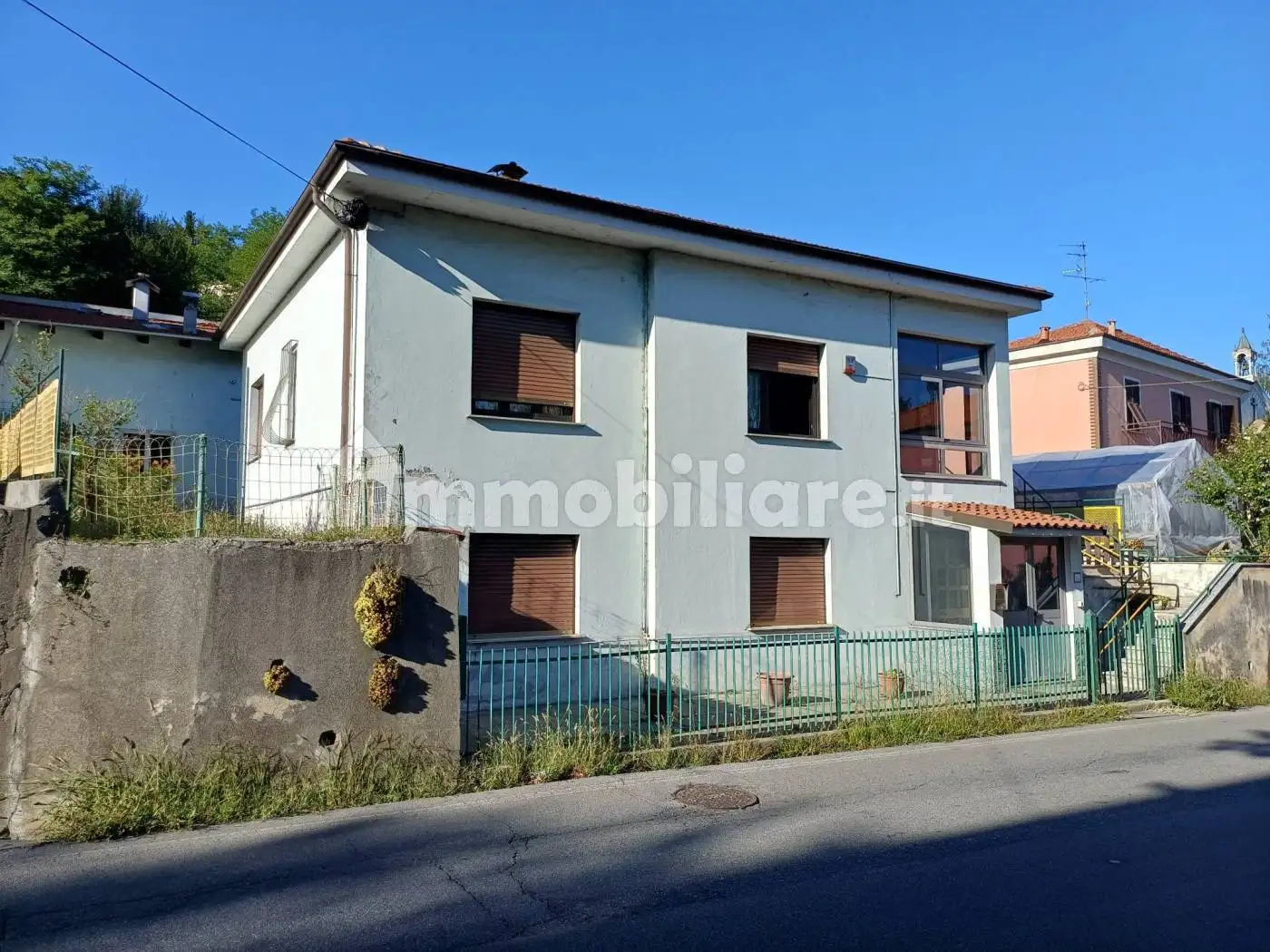 Villa in vendita a Cairo Montenotte