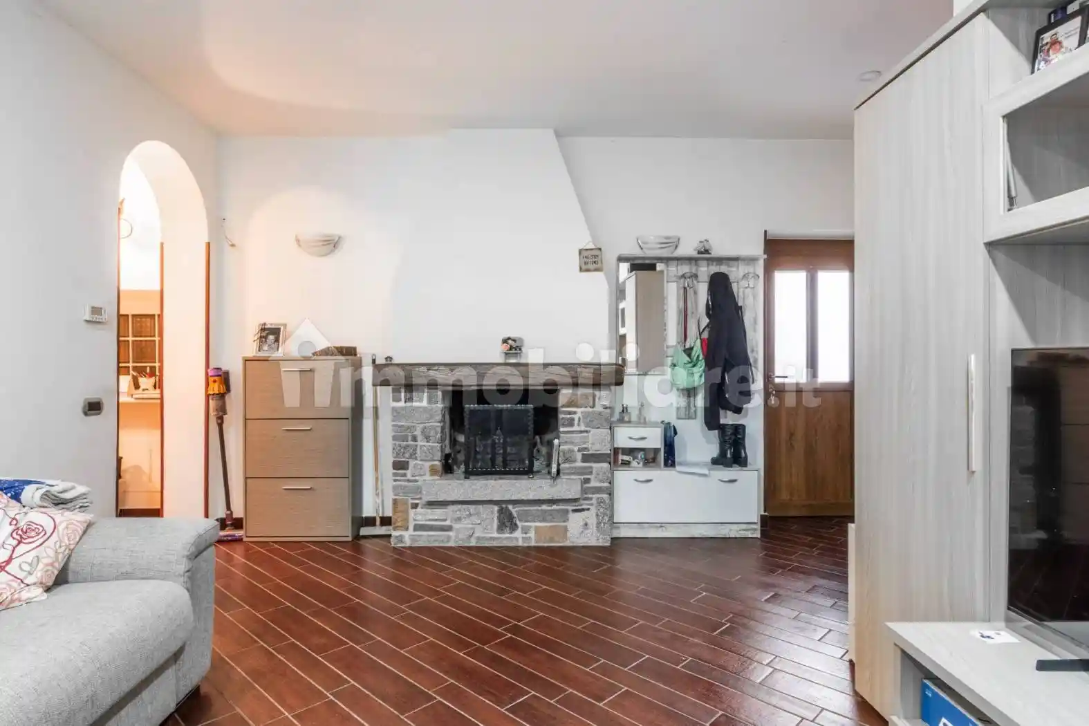 Trilocale via Camillo Benso di Cavour 27, San Giorgio Su Legnano - foto 2