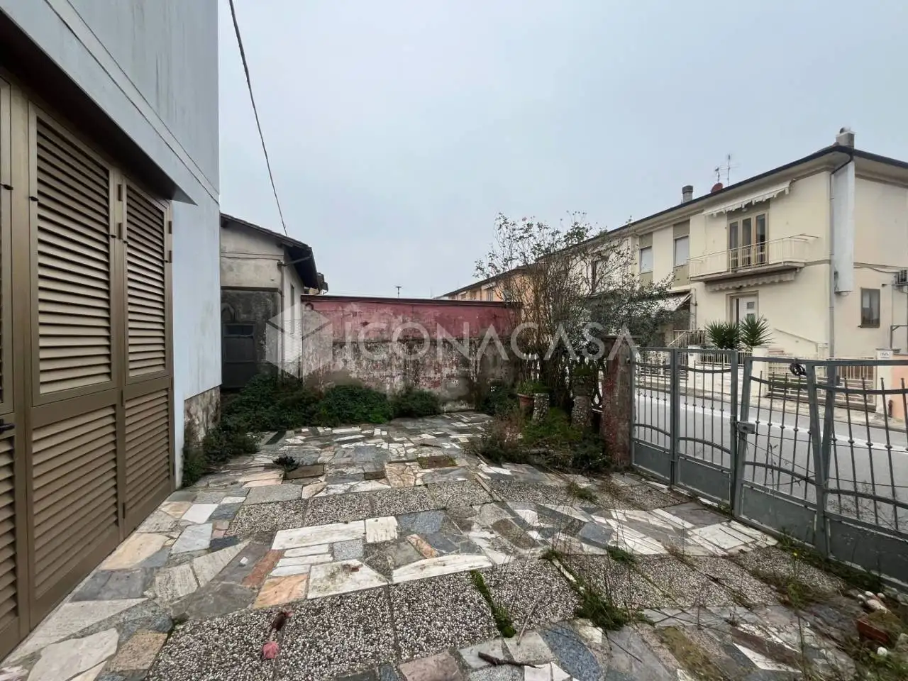 Trilocale da ristrutturare, piano terra, Centro, Calcinaia - foto 2