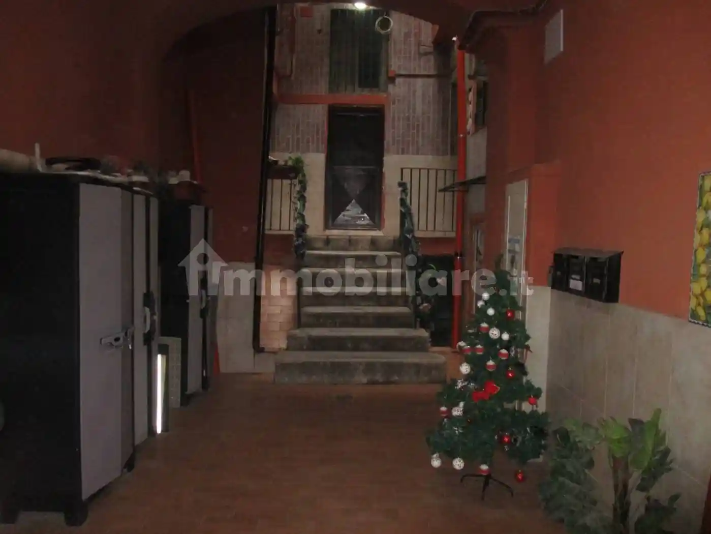 Monolocale buono stato, terzo piano, Centro Storico, Napoli - foto 2